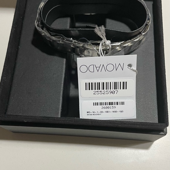MOVADO BLUE. SERIES 800 Battery. Never used. New . - Picture 7 of 9